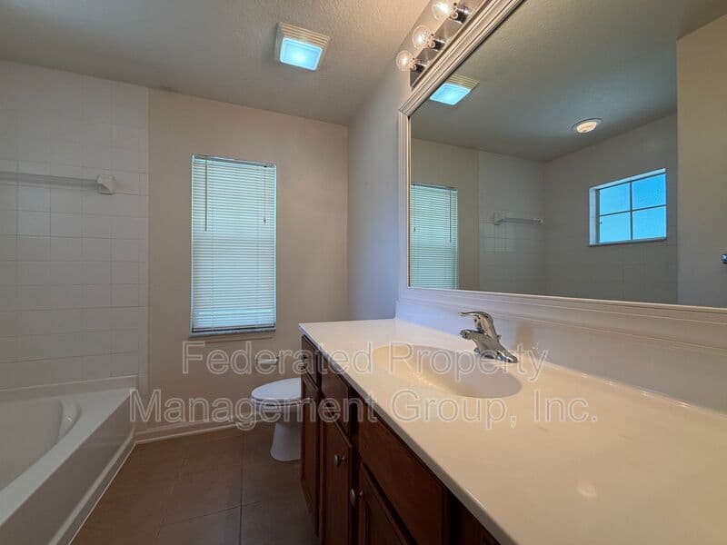 JACKSONVILLE Townhome: 8550 ARGYLE BUSINESS LOOP