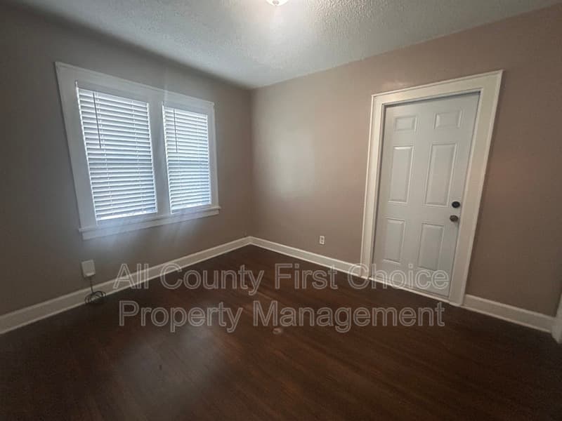 St. Petersburg House: 2511 55th Ave N