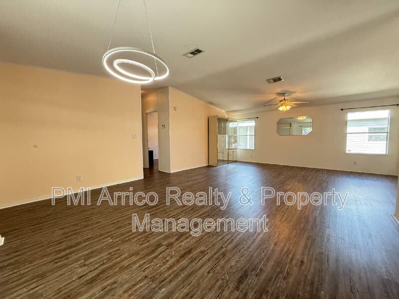 Valrico House: 3515 Zephyr Ln