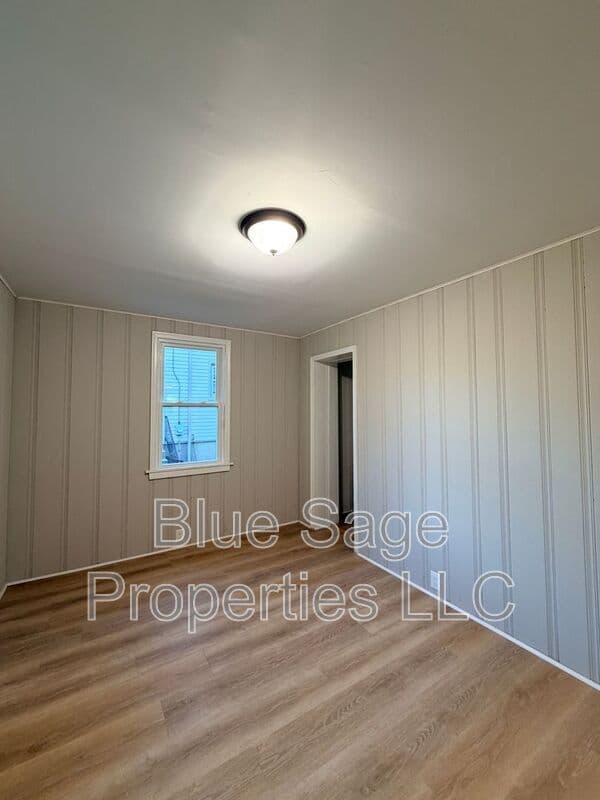 Prospect Park House: 611 11th St