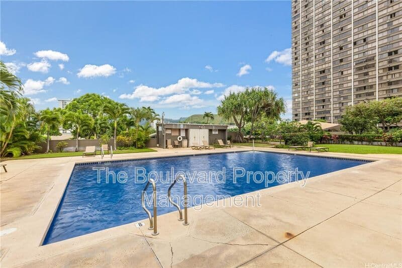 Honolulu Condo: 55 S Kukui St