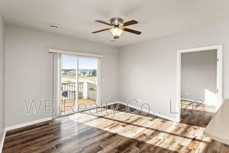 Grimes Condo: 1951 N James St