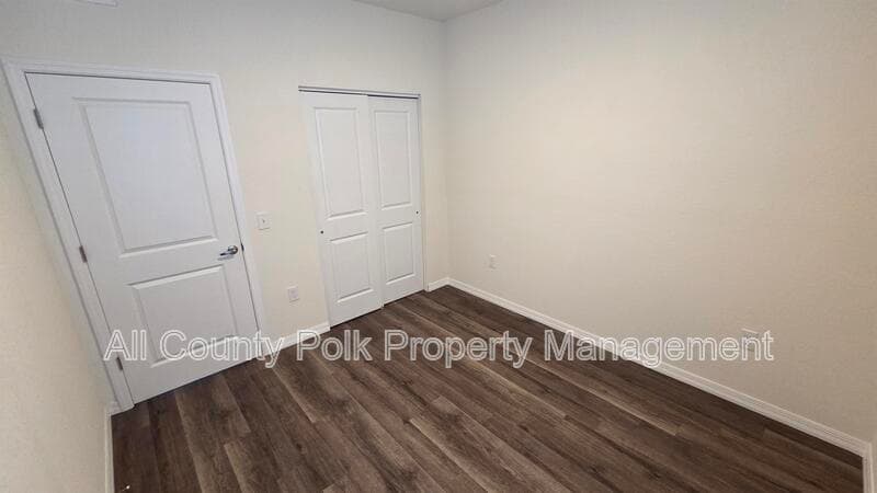 Lakeland Condo: 915 Ariana St.