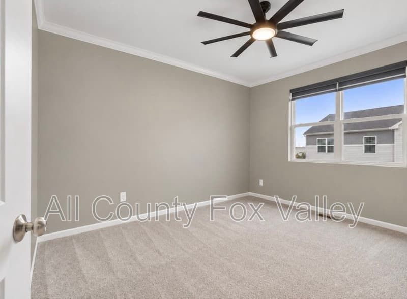 South Elgin Townhome: 504 Comstock Road