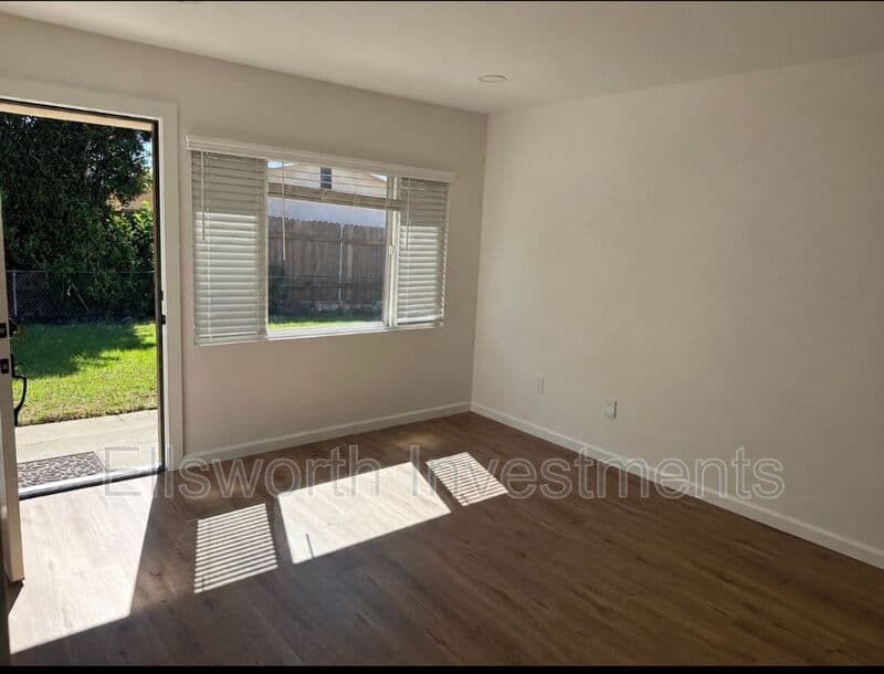 San Diego House: 3341 Luna Ave.