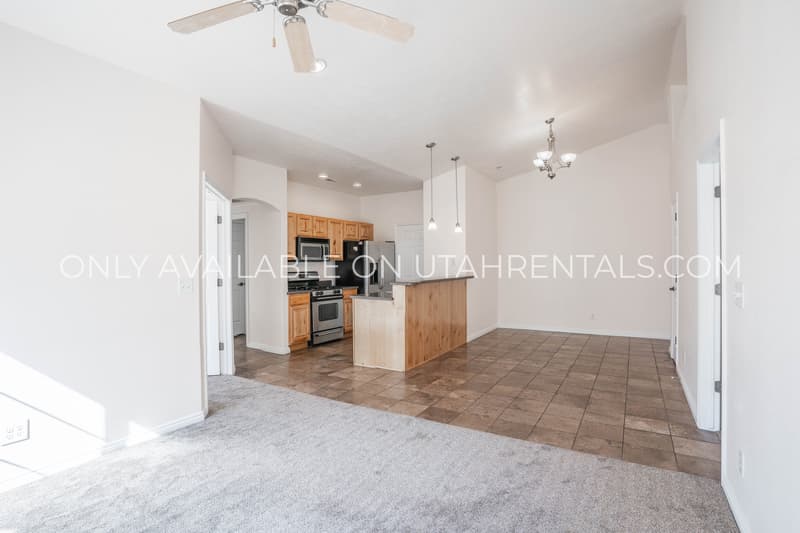Provo Condo: 1052 Canyon Meadow Dr