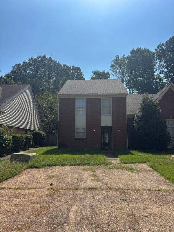 Memphis House: 6343 Kirby Downs Dr