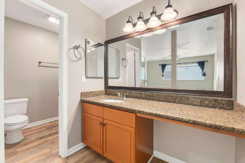 San Diego Condo: 6750 Beadnell Way