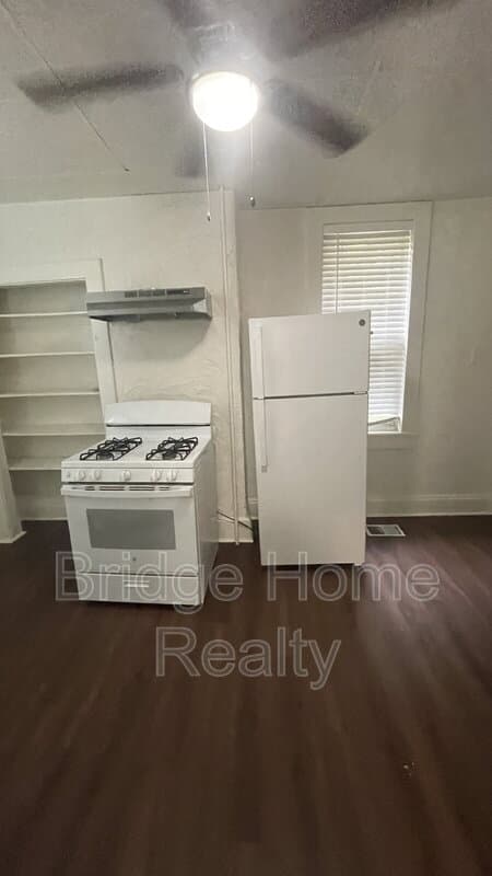 McKees Rocks Condo: 802 13th St