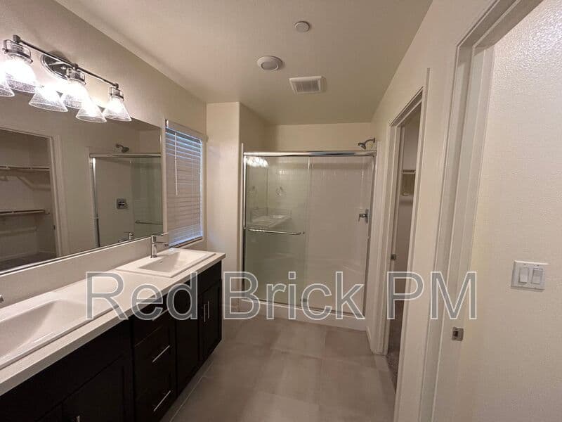 Merced House: 626 Heitz Ct