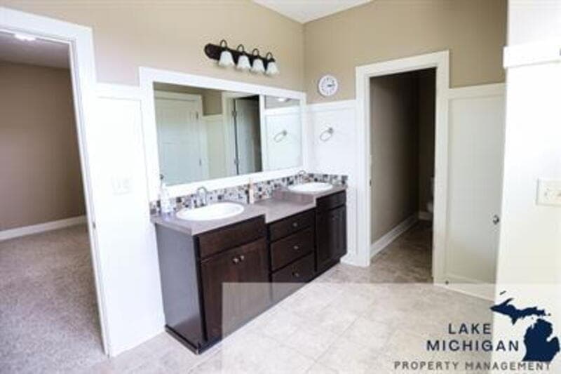 Byron Center House: 8965 Plantation Drive Southwest
