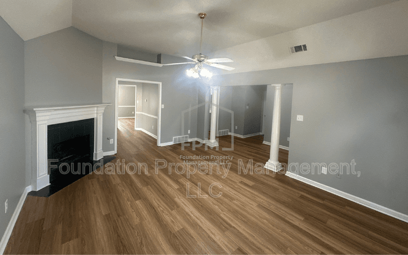 Cordova House: 1491 Appling Wood Cove South