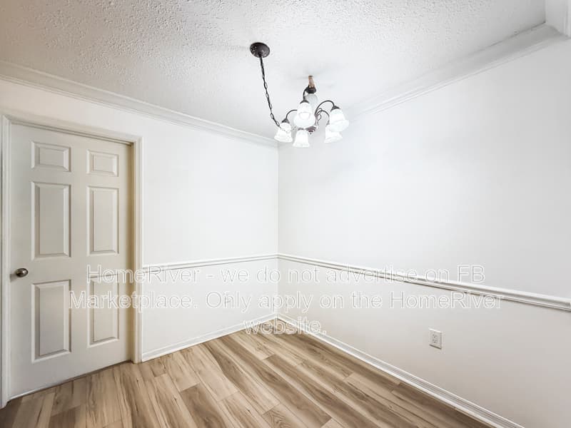 Orlando House: 1263 Woodman Way