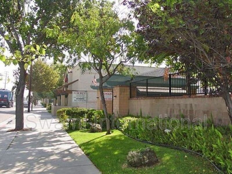 Bellflower Condo: 10030 Rosecrans Ave.