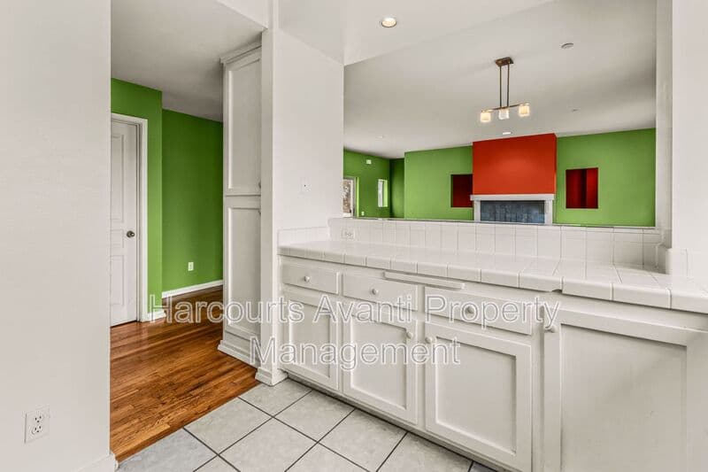 San Diego House: 1352 24th Street
