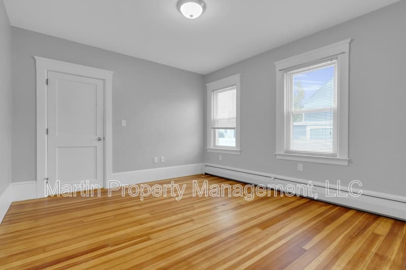 Andover Condo: 6 Stirling Street - 1