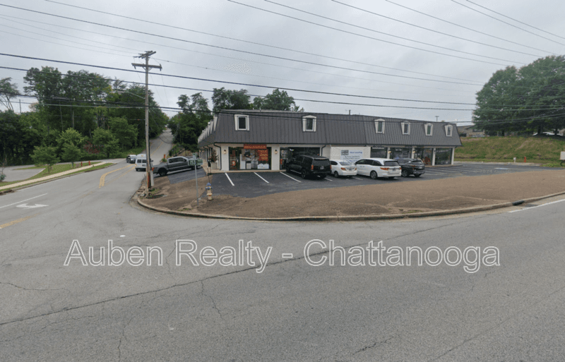Hixson Condo: 5519 HIGHWAY 153 STE 11