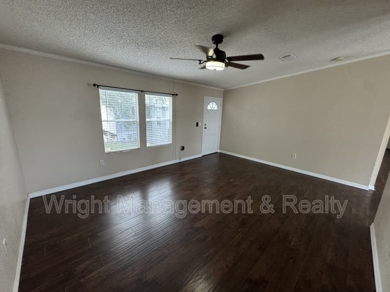 Riverview House: 8471 Fantasia Park Way