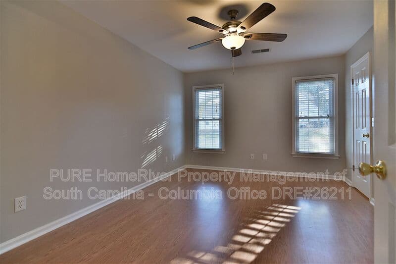 Lexington House: 213 Puller Ct