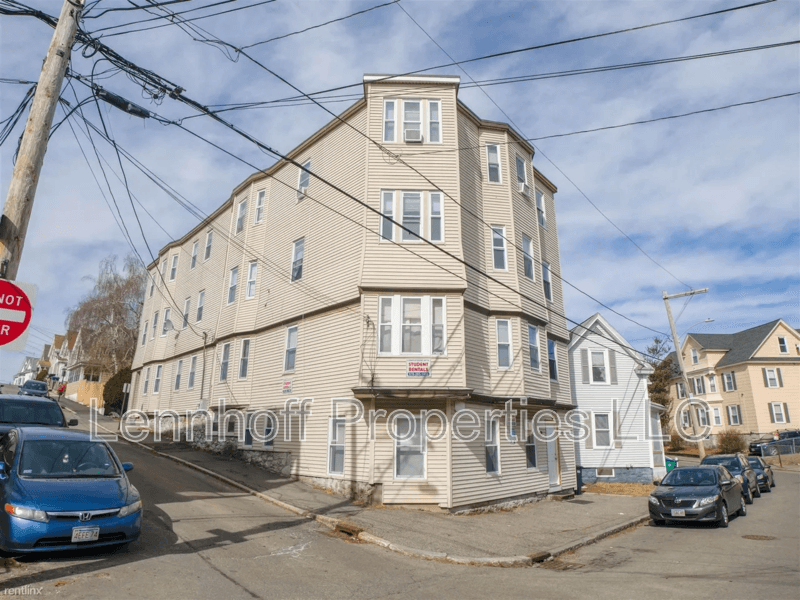 Lowell Condo: 82 Gershom Avenue #3