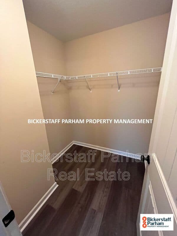Fortson House: 9468 Forest Crown Drive