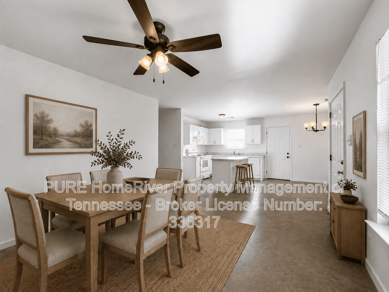 Memphis House: 2975 Lake Park Rd