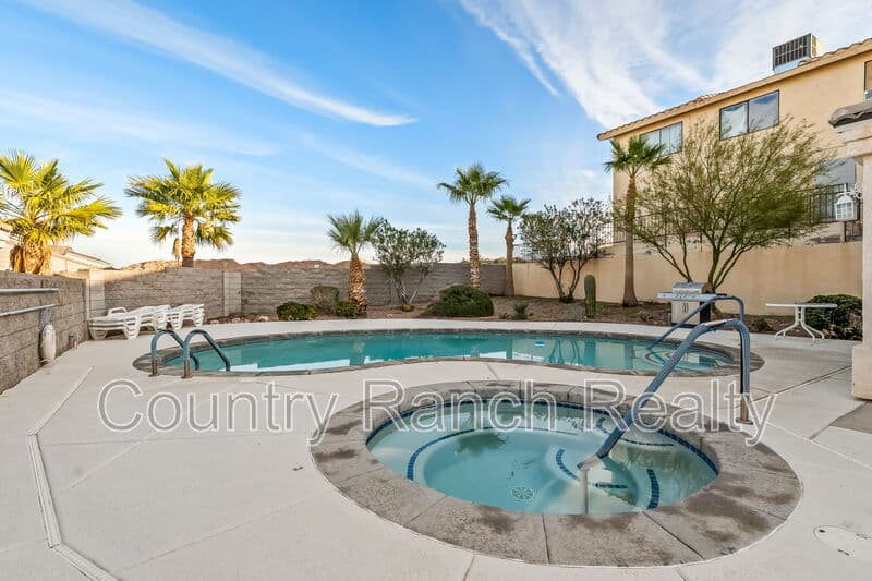 Bullhead City Condo: 3423 McCormick Boulevard - 1