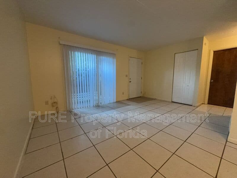 Ocala House: 1970 SE 40 Street Rd