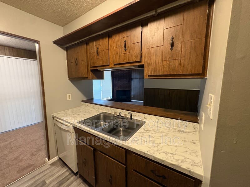 Memphis Condo: 2827 Sonora Drive No 2