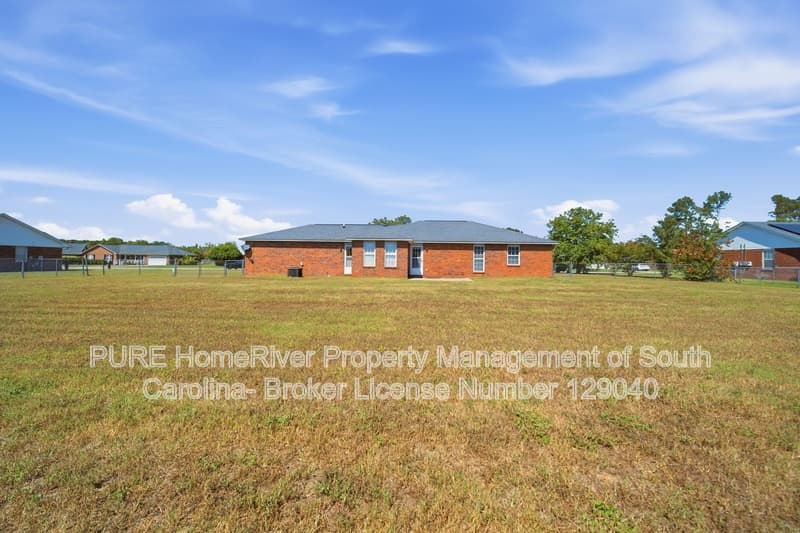 Sumter House: 2900 Lancaster Dr