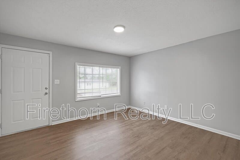 Augusta House: 2140 Veterans Drive