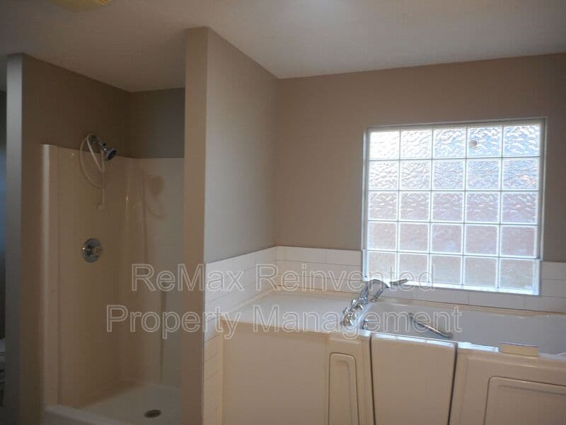 Hephzibah House: 2748 Davis Mill RD