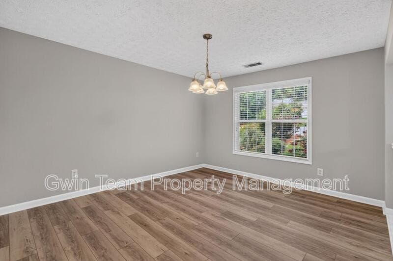 Monroe House: 4025 Hemingway Dr