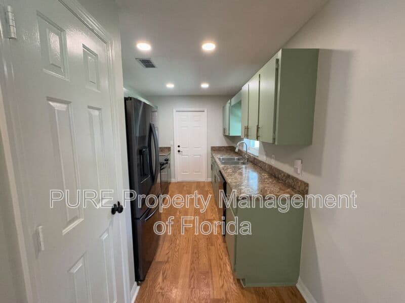 Ocala House: 53 Pecan Run Dr