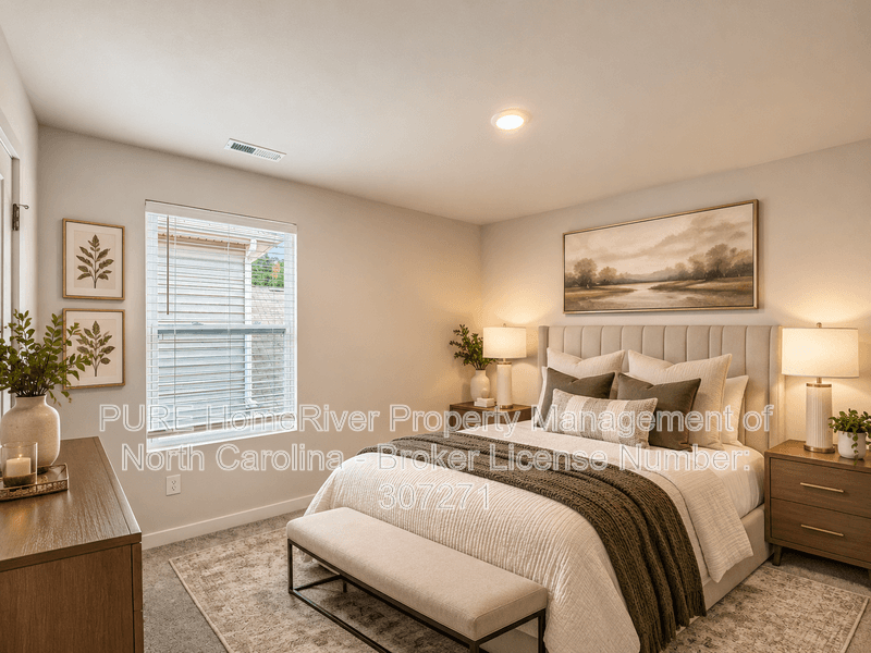 Hickory House: 2948 31st St Ln NE