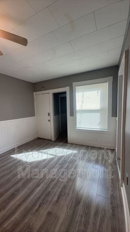 New Bedford Condo: 106-108 Winsor Street
