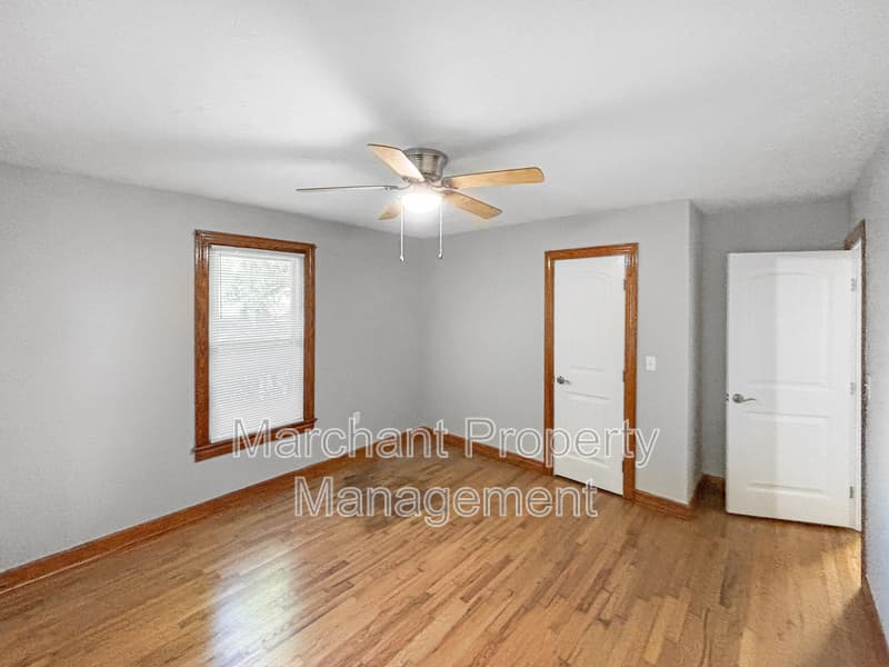 Taylors House: 4804 Edwards Road
