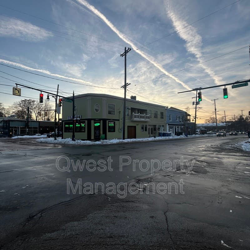 Grand Rapids House: 975 Cherry St. SE