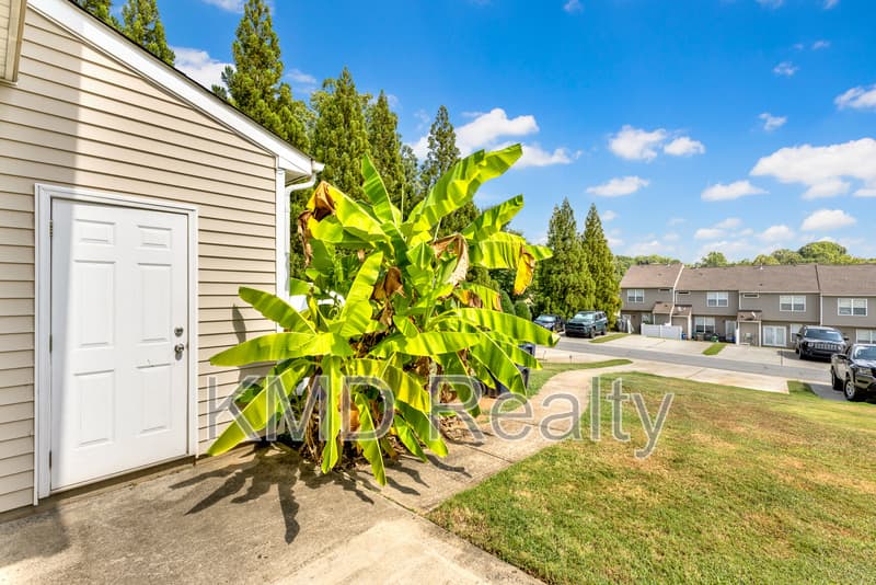 Huntersville Townhome: 13450 Delstone Drive