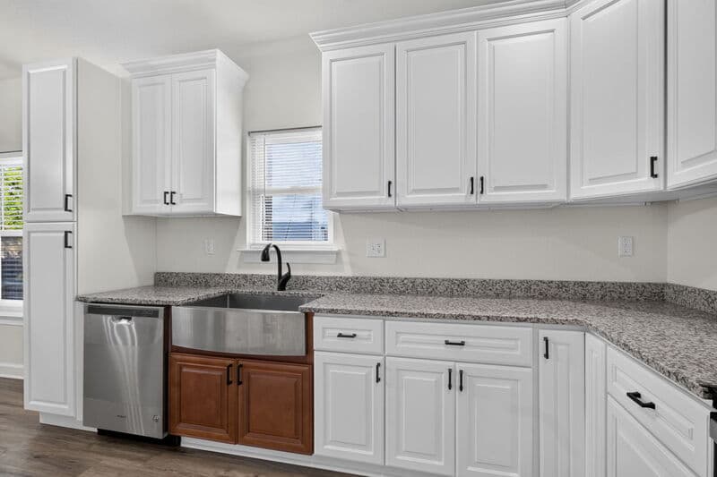 Portsmouth House: 242 Webster Ave