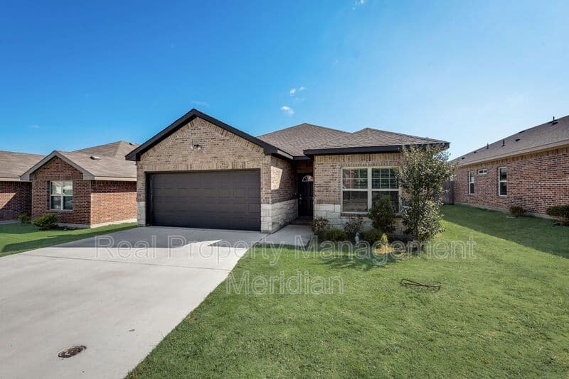 Fort Worth House: 6308 Maritime St