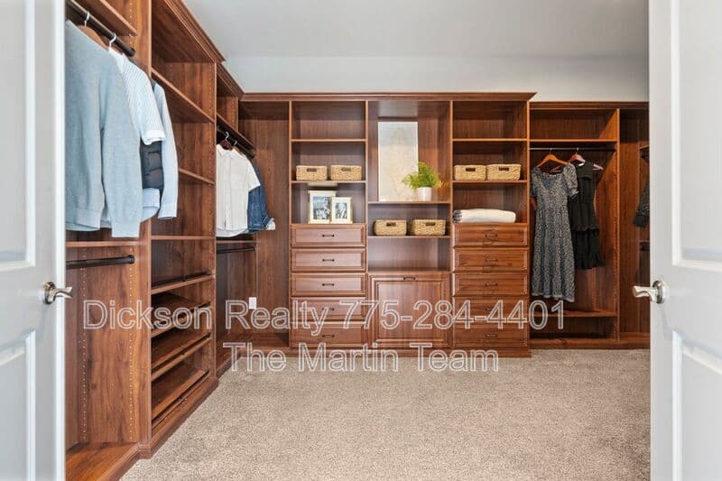 Reno House: 9915 Sea Breeze Lane