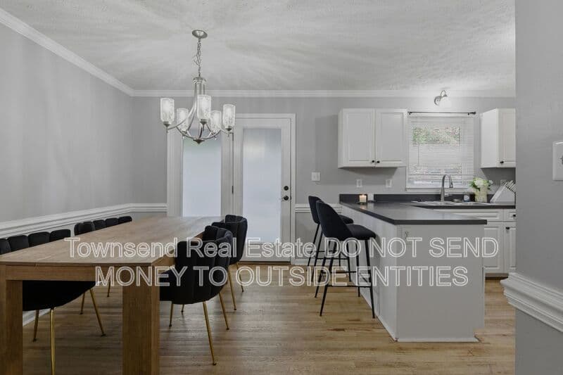 Fayetteville House: 2130 Hull Rd.