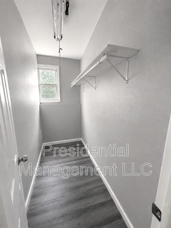 Wallingford Condo: 219 South Orchard St
