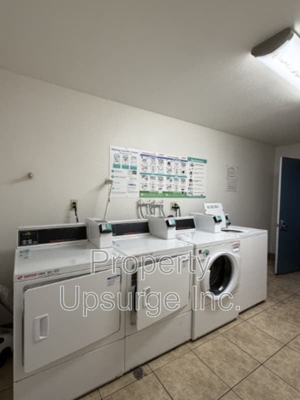 Yuba City Apartment: 330 Bird St
