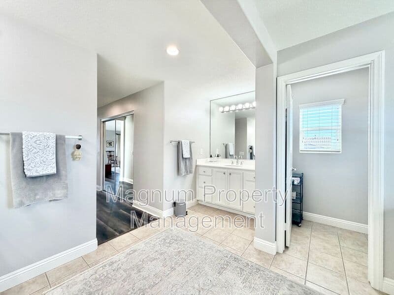 Murrieta House: 23557 Wickham Ln