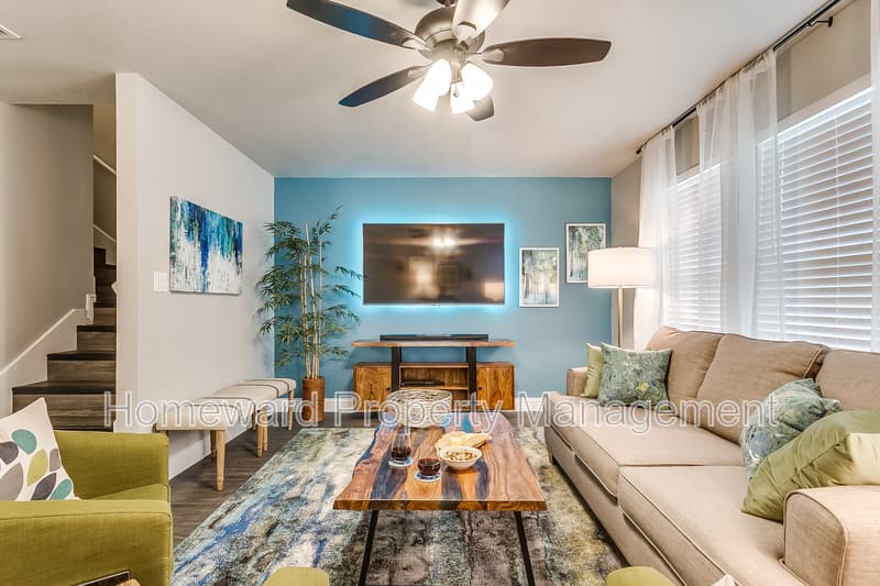 Denton House: 3912 Huntington Rd Denton, TX 76209