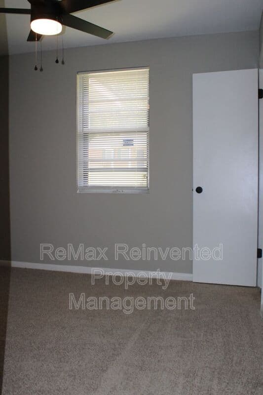 Augusta House: 3419 Lucie St