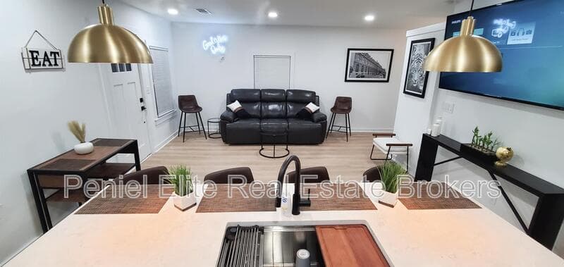 Atlanta House: 1081 Fair Street Southwest