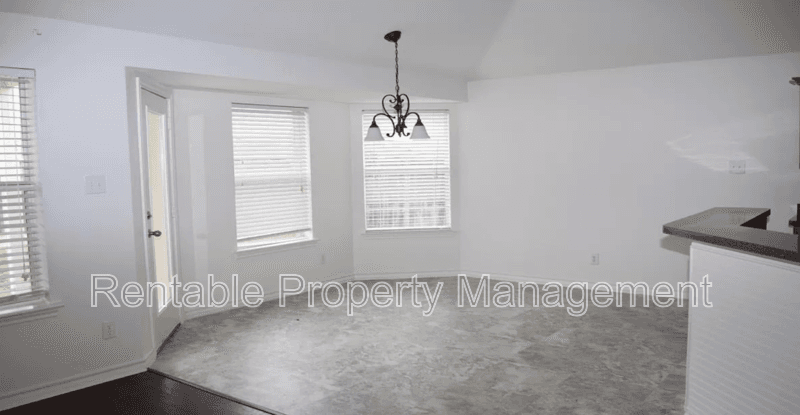 Mansfield House: 4704 Sailboat Dr.